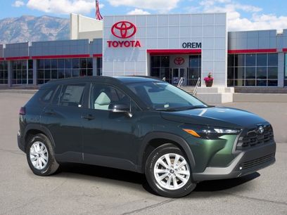 New 2026 Toyota Corolla Cross LE w/ Moonroof Package