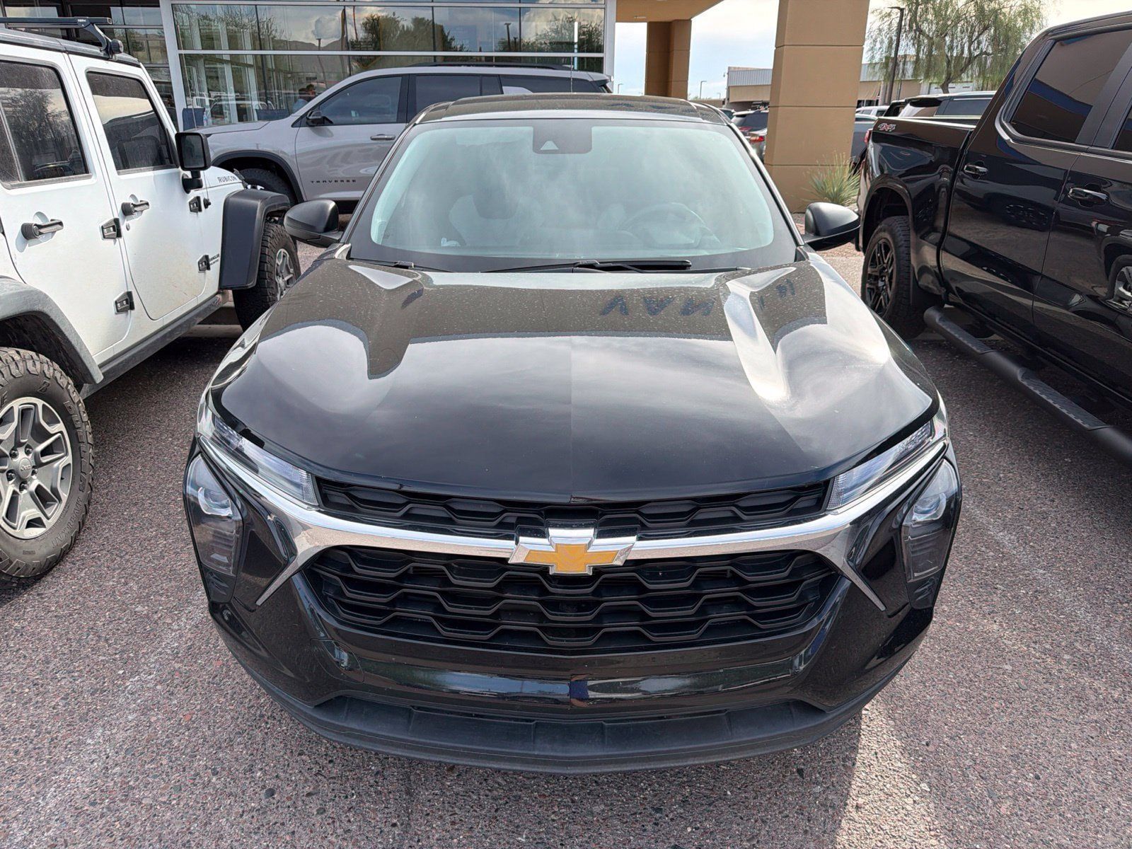 Used 2024 Chevrolet Trax LS FWD image 4