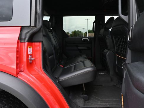 Used 2024 Ford Bronco Badlands AWD/4WD image 23