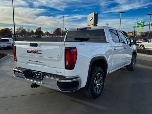 Used 2024 GMC Sierra 1500 SLT image 21