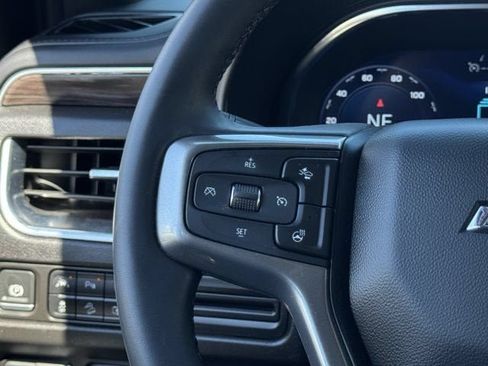 Used 2024 Chevrolet Tahoe Z71 w/ Luxury Package AWD/4WD image 14