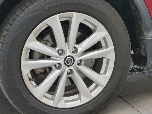 Used 2019 Nissan Rogue Sport S w/ Appearance Package FWD image 31