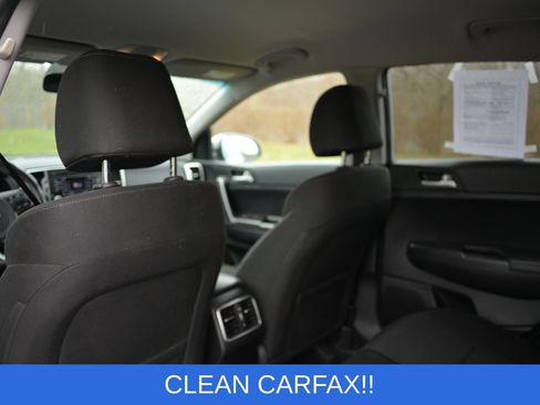 Used 2018 Kia Sportage LX AWD/4WD image 13