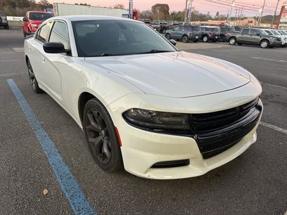 Used 2017 Dodge Charger SE w/ Blacktop Package