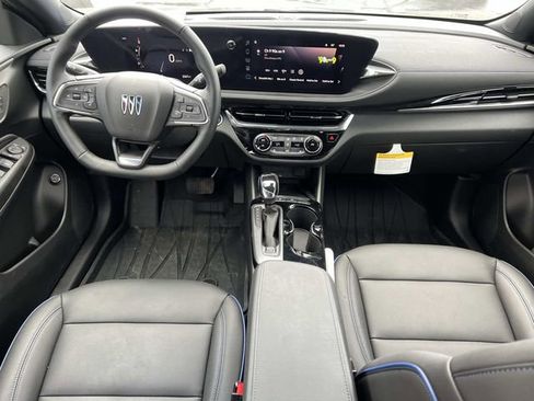 Used 2025 Buick Envista Sport Touring w/ Convenience I Package image 15