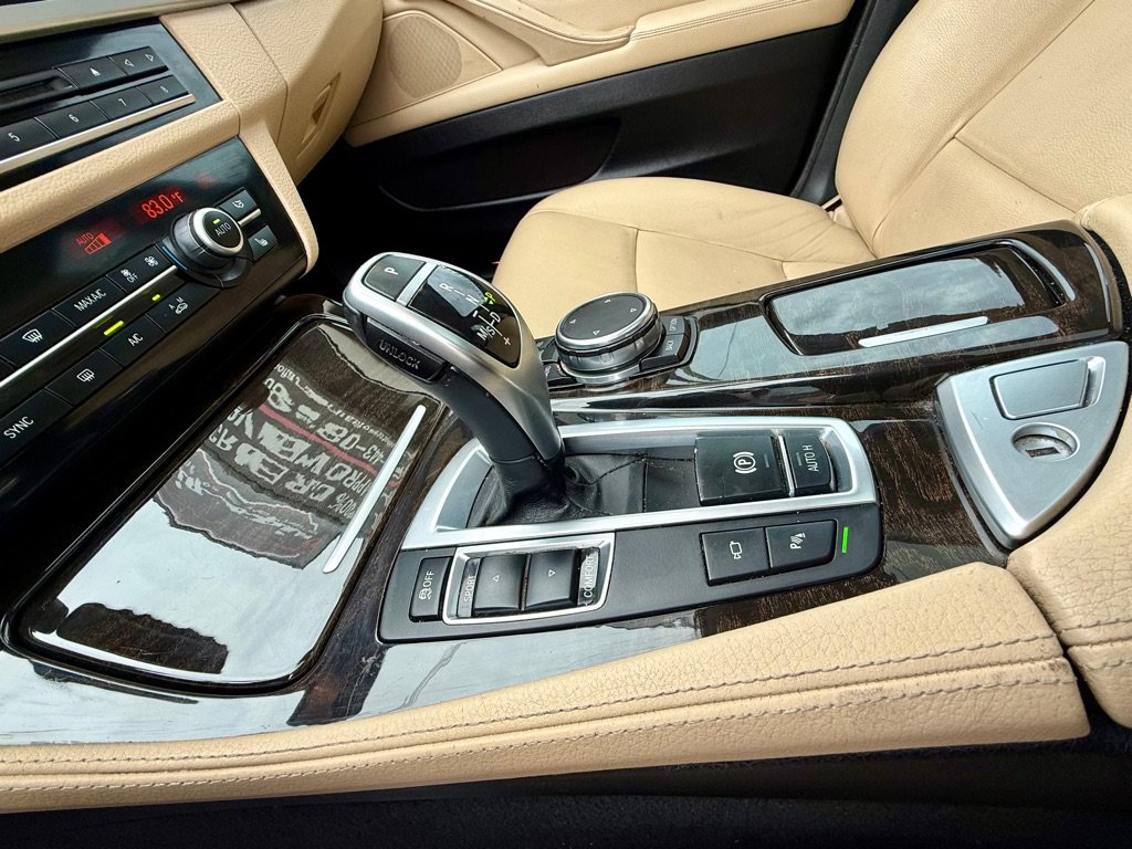 Used 2016 BMW 535i Sedan w/ Driver Assistance Package RWD image 15