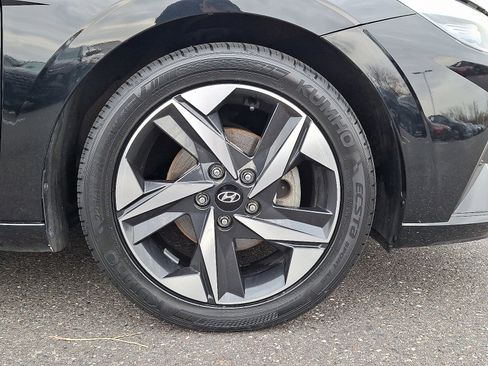 Certified 2023 Hyundai Elantra SEL w/ Convenience Package image 8