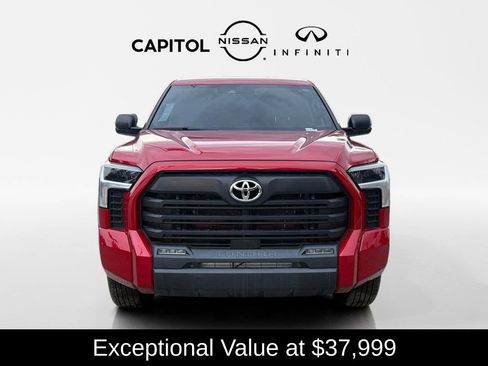 Used 2022 Toyota Tundra SR5 w/ SR5 Convenience Package image 2
