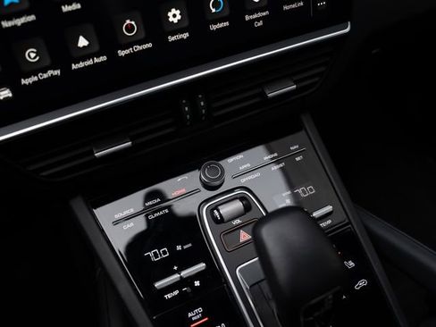 Certified 2023 Porsche Cayenne S AWD/4WD image 26