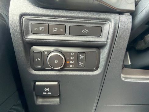 Used 2022 Ford F150 XLT w/ Equipment Group 302A High AWD/4WD image 20