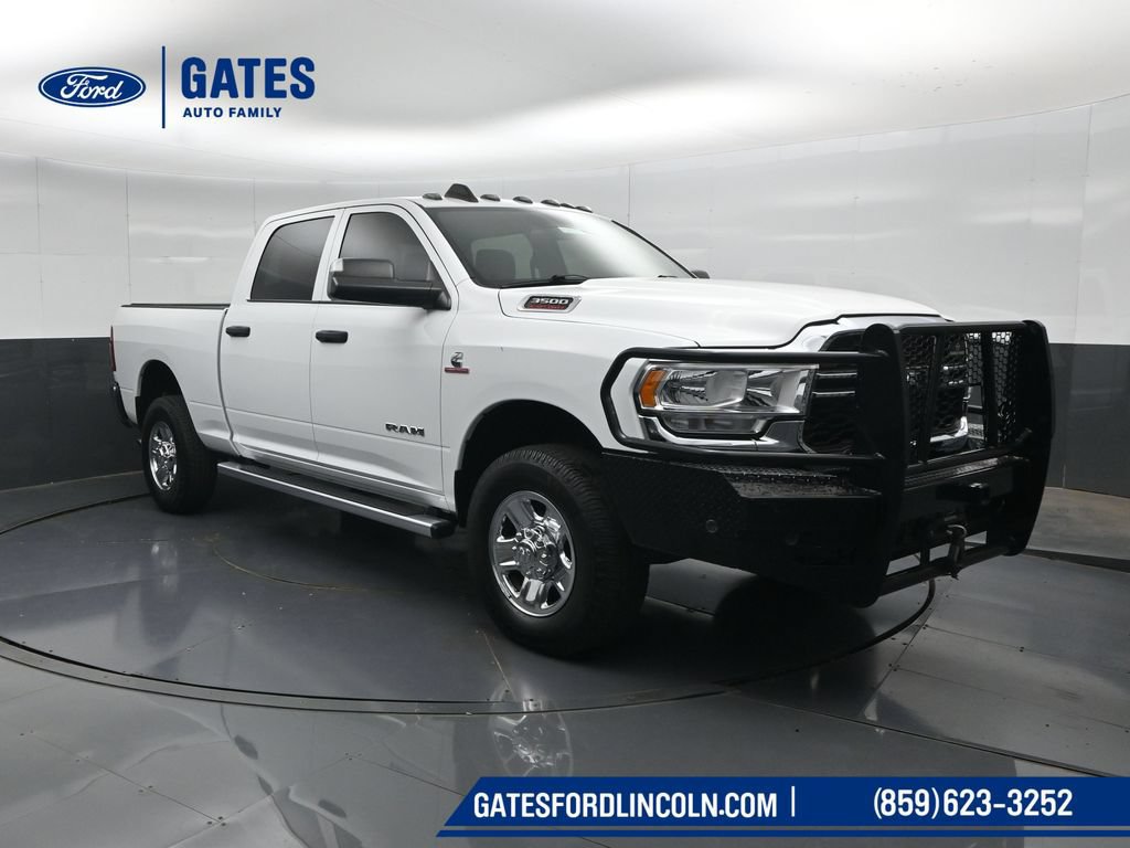 Used 2022 RAM 3500 Tradesman w/ Chrome Appearance Group AWD/4WD image 4