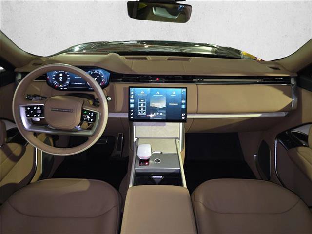 New 2026 Land Rover Range Rover SV AWD/4WD image 9