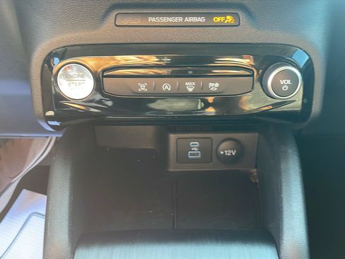 Used 2023 Ford Escape Active w/ Tech Pack #1 AWD/4WD image 21