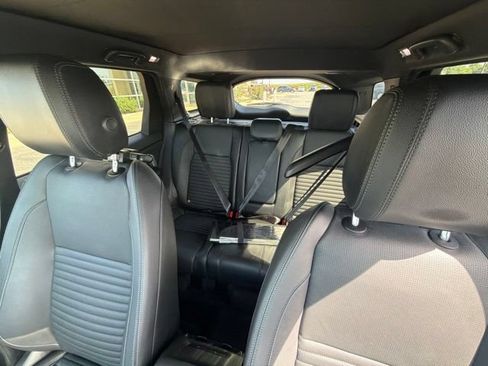 Used 2024 Land Rover Discovery Sport Dynamic SE AWD/4WD image 12