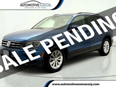 Used 2018 Volkswagen Tiguan S FWD image 1