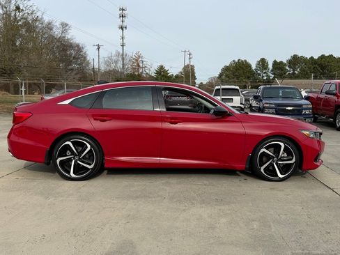 Used 2022 Honda Accord Sport Special Edition image 6