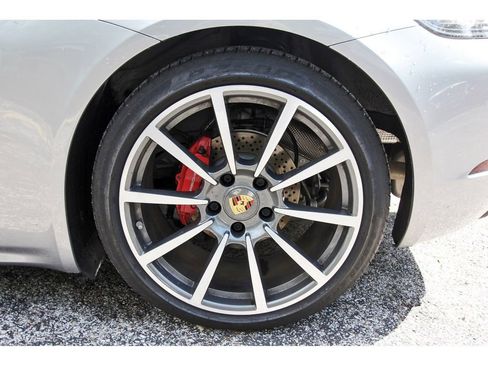 Used 2018 Porsche 718 Cayman S RWD image 26