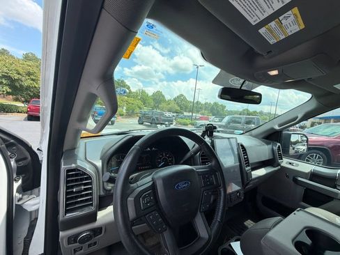 Used 2018 Ford F150 XLT w/ Equipment Group 301A Mid RWD image 7