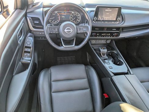 Certified 2023 Nissan Rogue SV w/ SV Premium B Package image 12