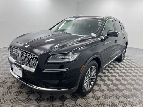 Certified 2023 Lincoln Nautilus AWD w/ Premium Package image 2