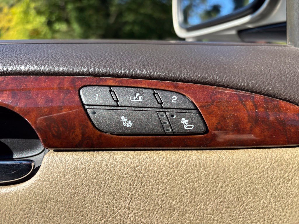 Used 2007 Buick Lucerne CXL FWD image 38
