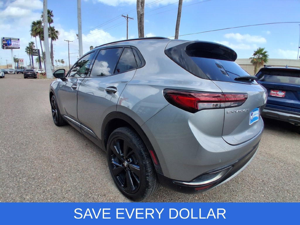 Used 2023 Buick Envision Essence w/ Sport Touring Package FWD image 5