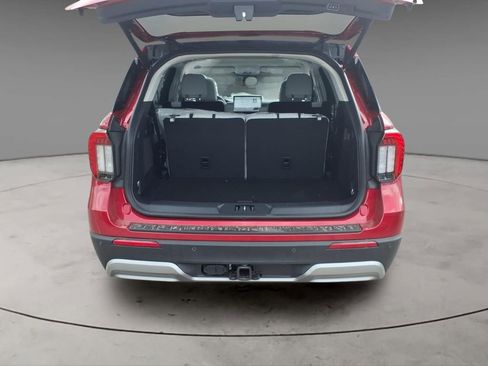 New 2026 Ford Explorer Platinum image 9