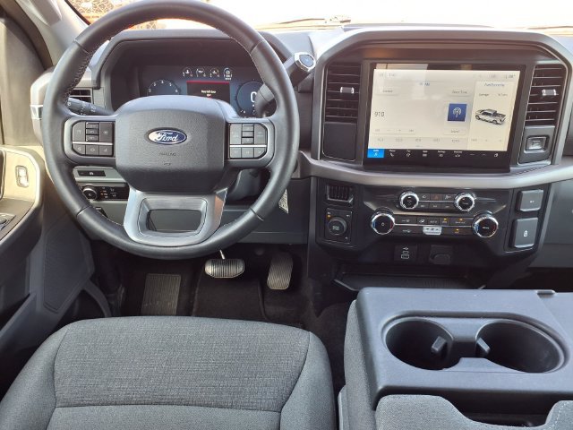 Used 2025 Ford F150 XLT w/ Equipment Group 301A Standard AWD/4WD image 5