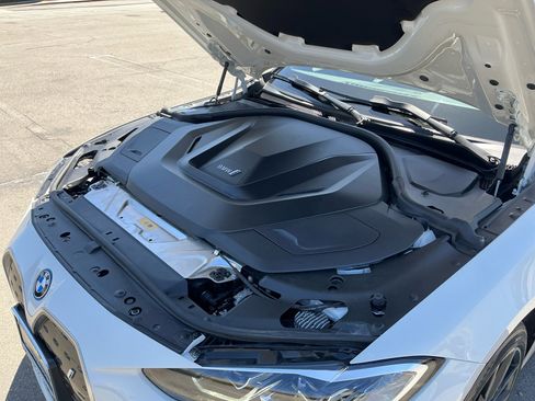 Used 2023 BMW i4 eDrive40 w/ M Sport Package RWD image 22