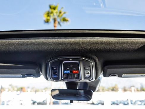 New 2026 Jeep Grand Cherokee Altitude AWD/4WD image 17