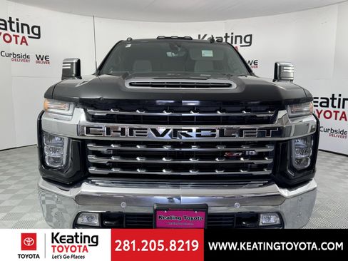 Used 2020 Chevrolet Silverado 2500 LTZ w/ LTZ Premium Package image 9