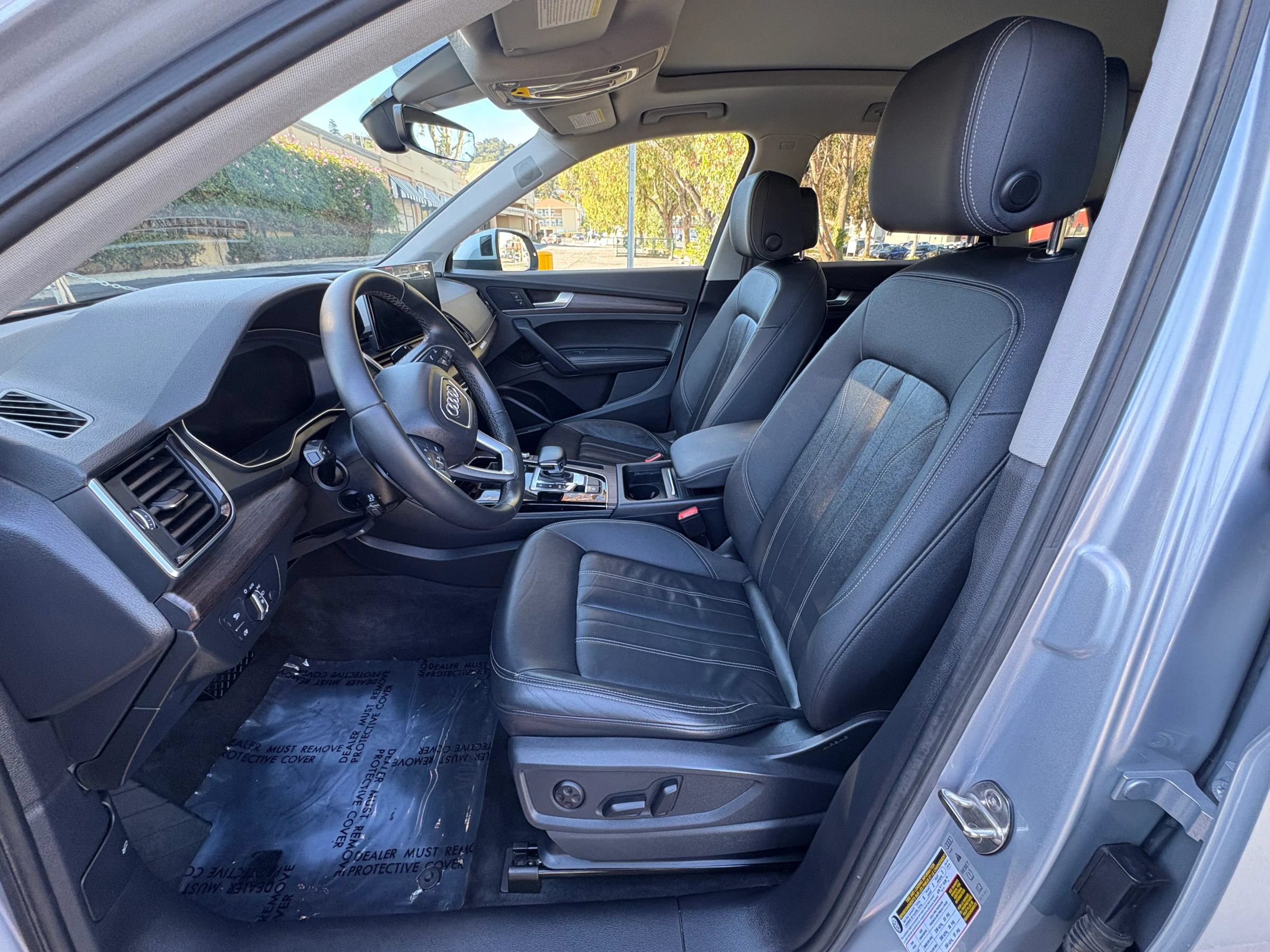 Used 2021 Audi Q5 2.0T Premium Plus w/ Premium Plus Package AWD/4WD image 9