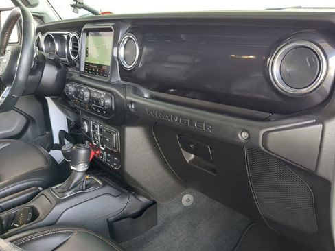 Used 2023 Jeep Wrangler Unlimited Rubicon 392 AWD/4WD image 19