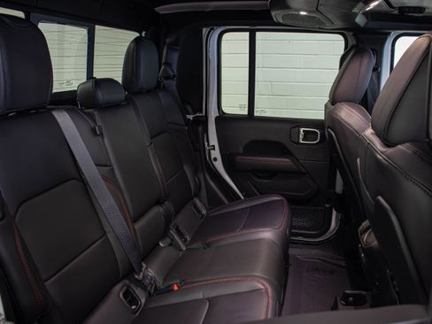 Used 2026 Jeep Gladiator Rubicon image 23