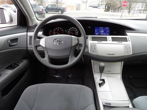 Used 2006 Toyota Avalon image 16