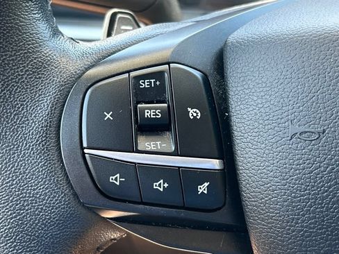Used 2020 Ford Explorer XLT w/ Comfort Package RWD image 25