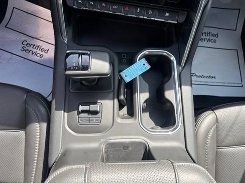 Certified 2024 GMC Sierra 1500 Denali w/ Technology Package AWD/4WD image 27