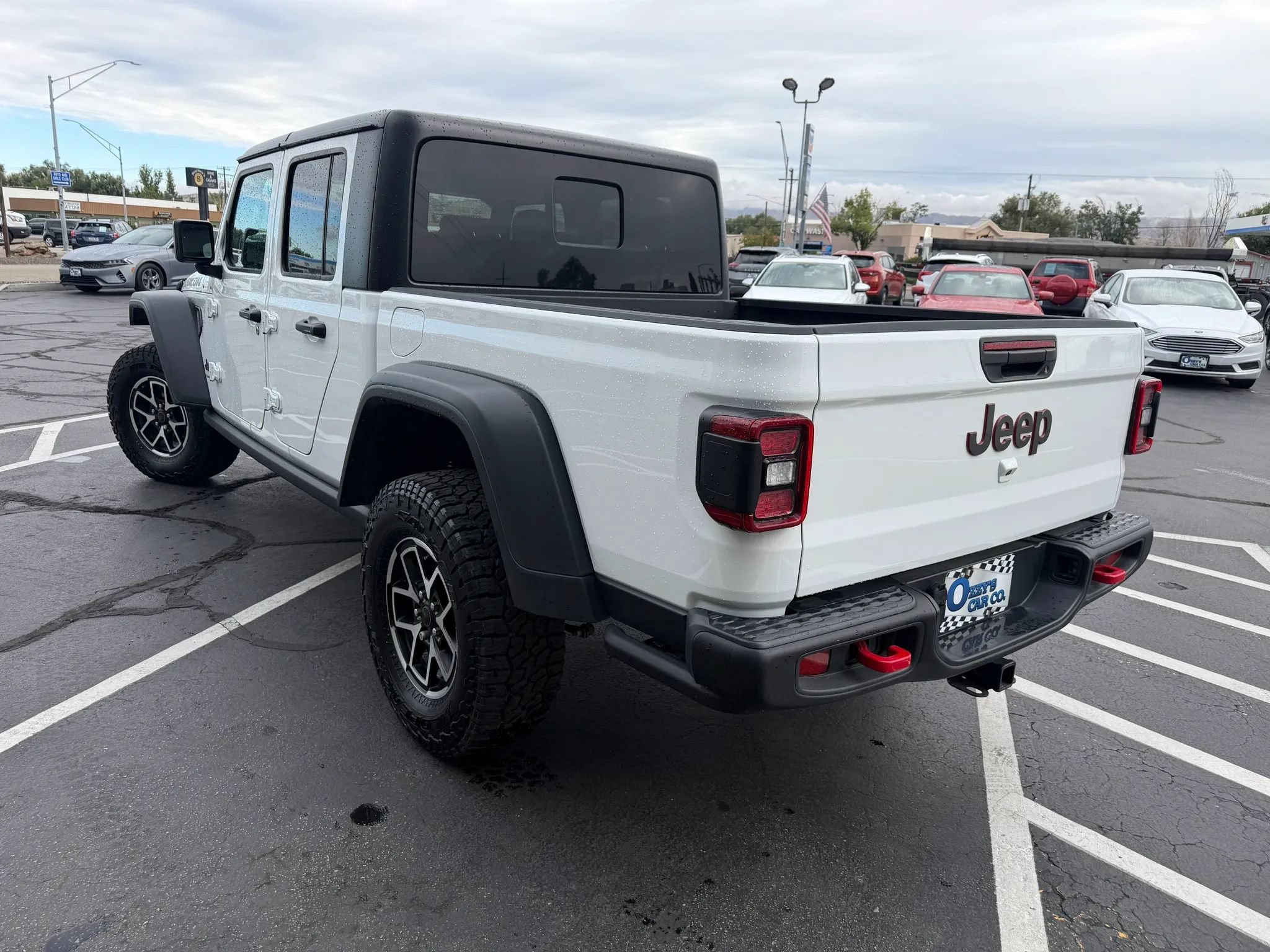 Used 2025 Jeep Gladiator Rubicon AWD/4WD image 6