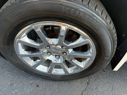 Used 2015 GMC Yukon Denali w/ Open Road Package image 9