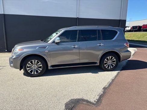 Used 2018 Nissan Armada SL w/ Moonroof Package AWD/4WD image 3