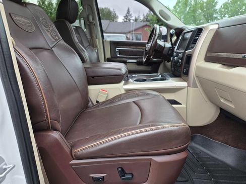 Used 2017 RAM 3500 Laramie Longhorn w/ Convenience Group AWD/4WD image 28