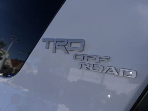 Used 2019 Toyota 4Runner TRD Off-Road Premium image 15