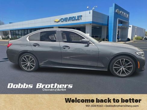 Used 2020 BMW 330i xDrive Sedan w/ Convenience Package AWD/4WD image 4
