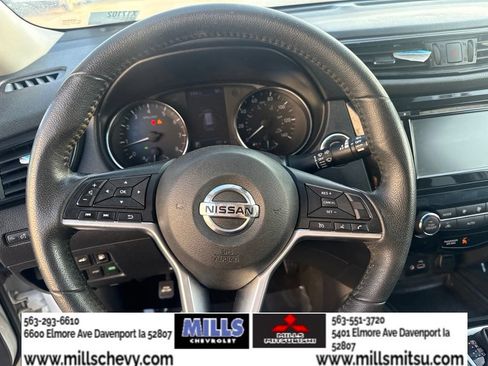 Used 2019 Nissan Rogue SV AWD/4WD image 13