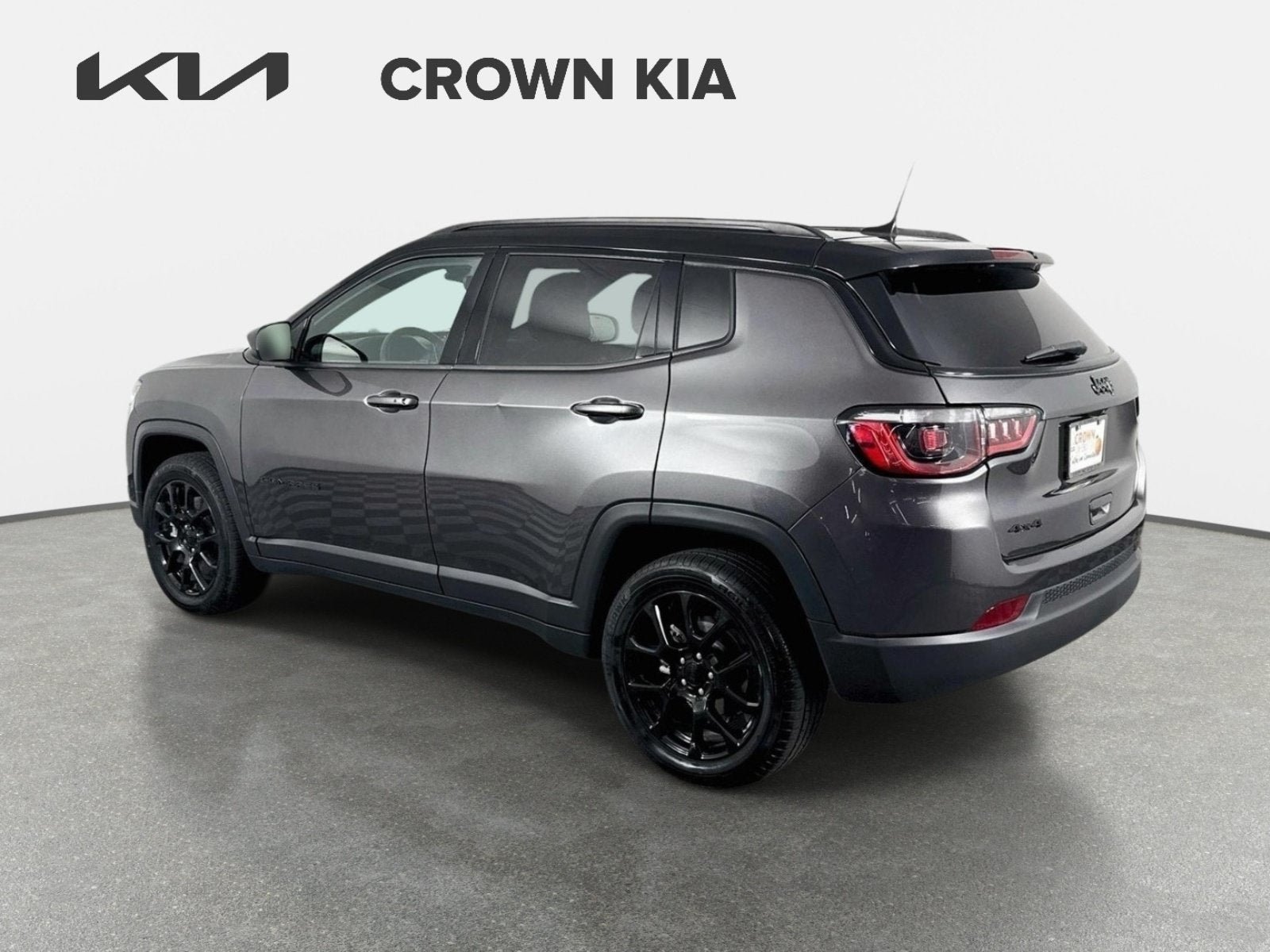 Used 2023 Jeep Compass Latitude AWD/4WD image 8