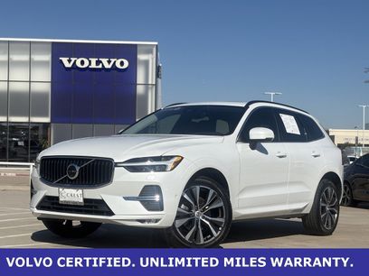 Certified 2022 Volvo XC60 B5 Momentum