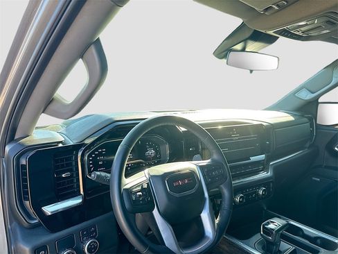 Used 2025 GMC Sierra 1500 Elevation w/ Elevation Premium Package image 12