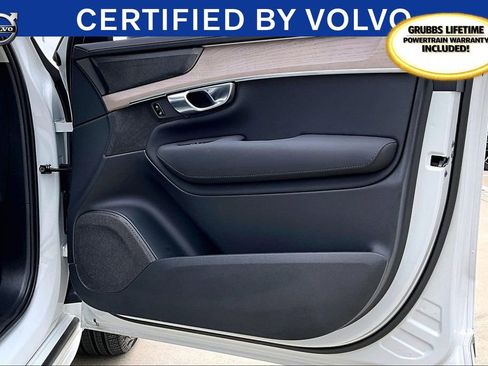 Certified 2025 Volvo XC90 T8 Plus w/ Protection Package Premier image 26