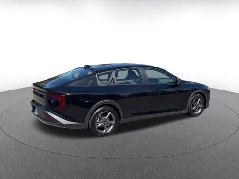 Used 2025 Kia K4 LXS FWD image 14
