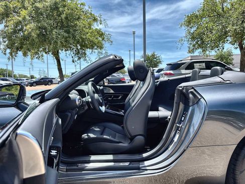 Certified 2025 Mercedes-Benz SL 43 AMG image 2